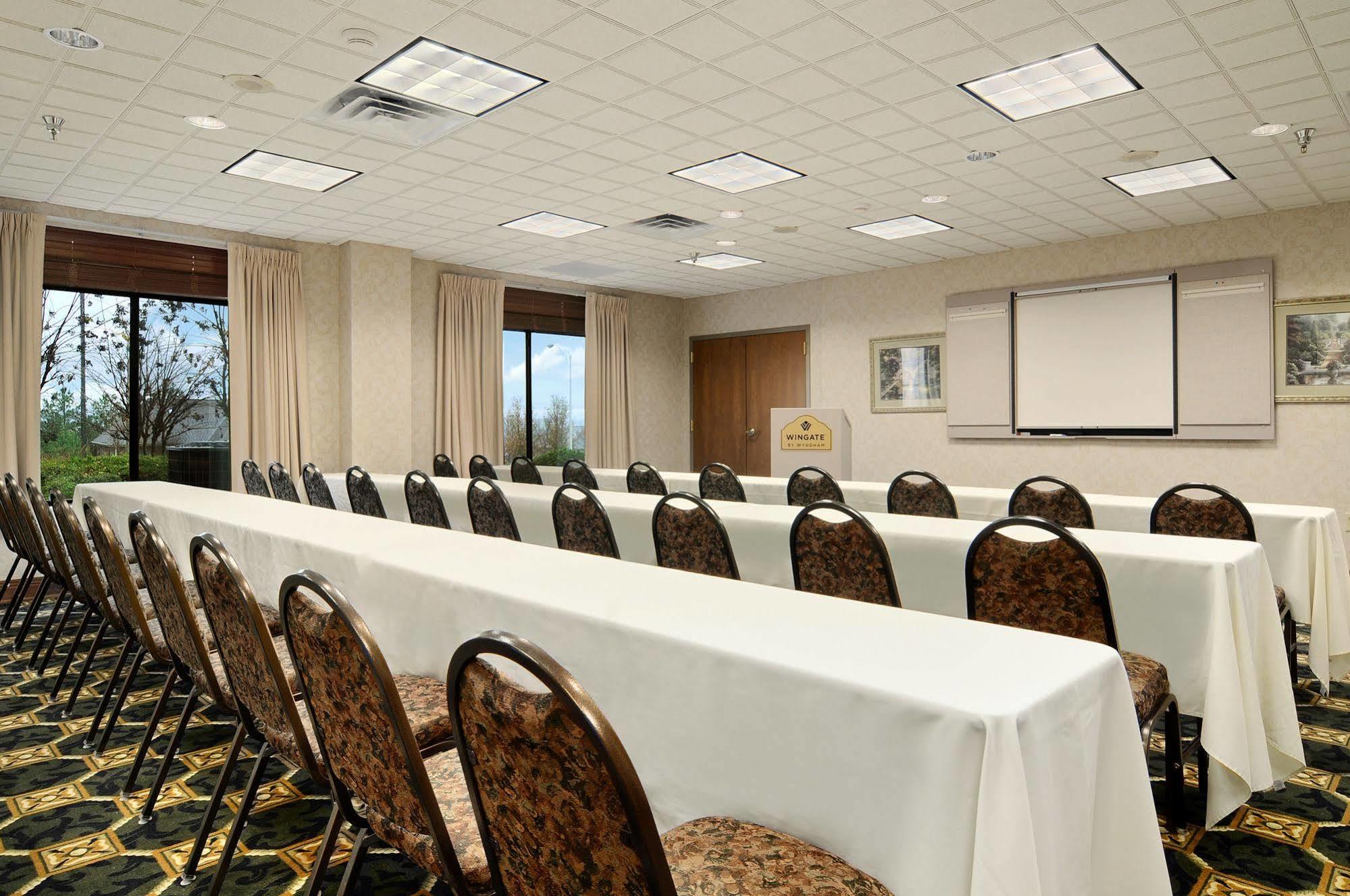 Holiday Inn Cleveland By Ihg Exteriér fotografie