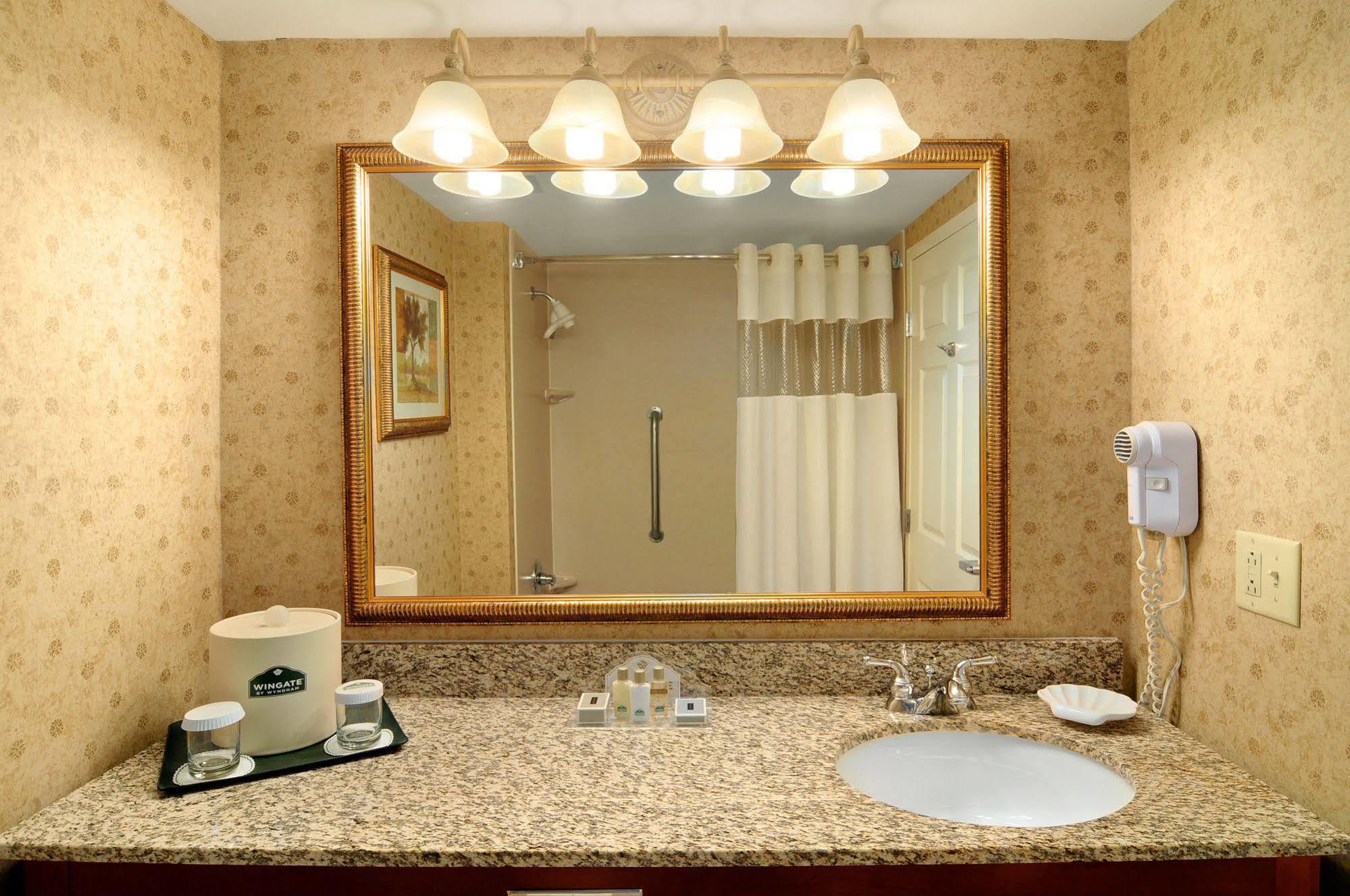 Holiday Inn Cleveland By Ihg Exteriér fotografie